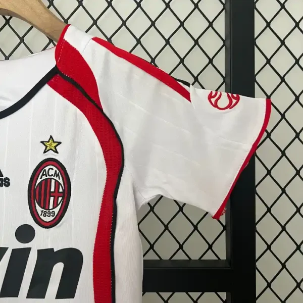 2006-2007 Kids AC Milan Jersey retro kit - Image 5