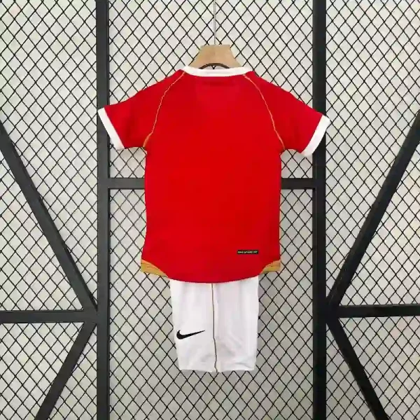 2006-2007 Kids Manchester United Jersey retro kit - Image 8