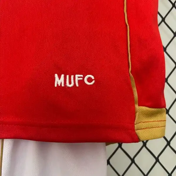 2006-2007 Kids Manchester United Jersey retro kit - Image 5