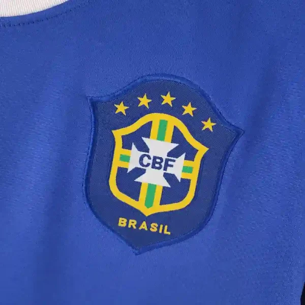2006 Brazil Jersey retro kit - Image 4