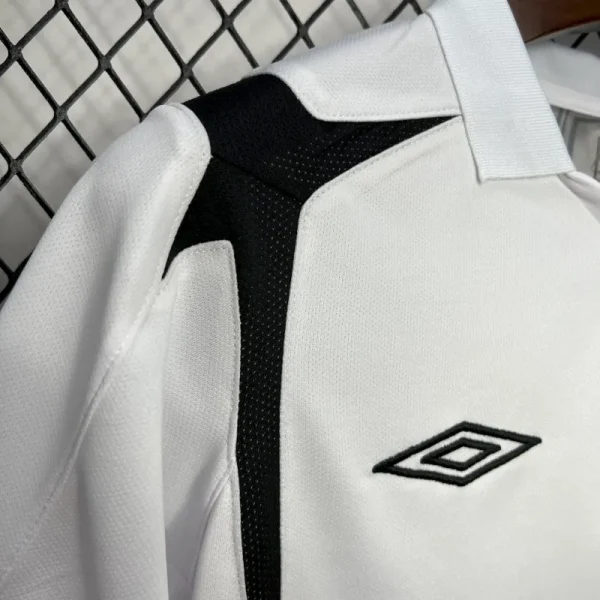 2006 Colo Colo Jersey retro kit - Image 2