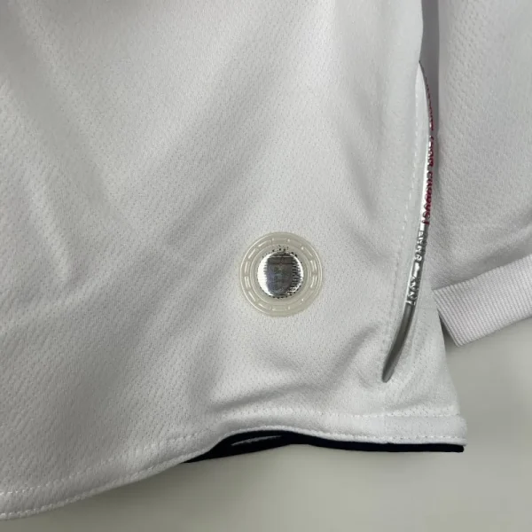 2006 Long Sleeve England Jersey retro kit - Image 8