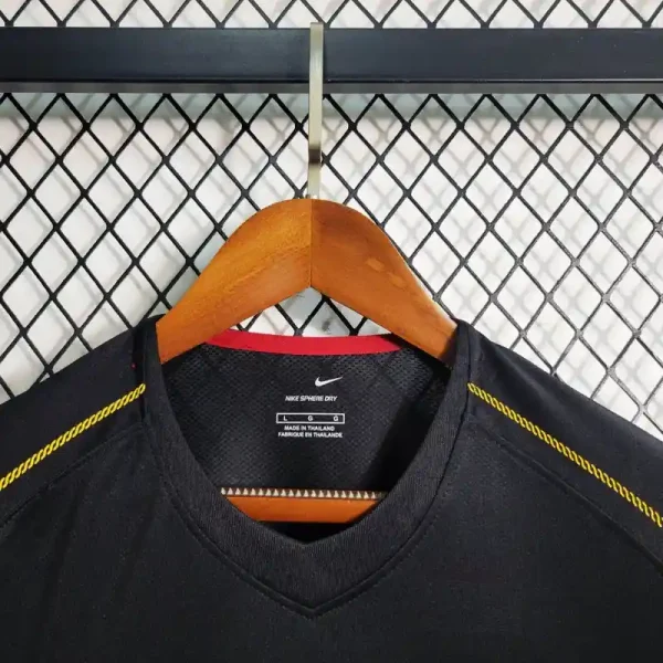 2006 Portugal Jersey retro kit - Image 4