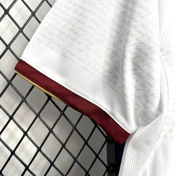 2007-2008 Arsenal Jersey retro kit - Image 5