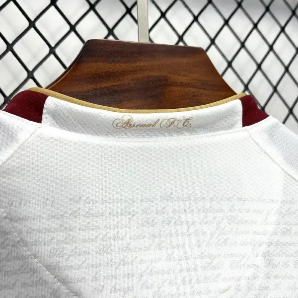 2007-2008 Arsenal Jersey retro kit - Image 7