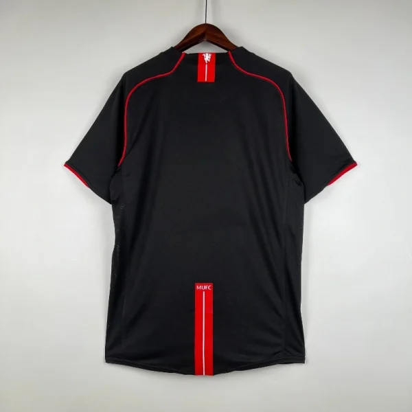 2007-2008 Manchester United Second retro kit - Image 10