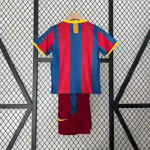 2010-2011 Kids Barcelona Jersey retro kit - Image 8