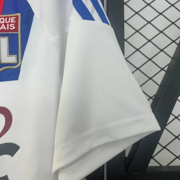 2010-2011 Lyon Jersey retro kit - Image 5