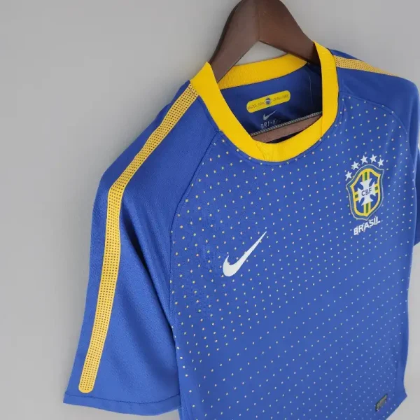 2010 Brazil Jersey retro kit - Image 2