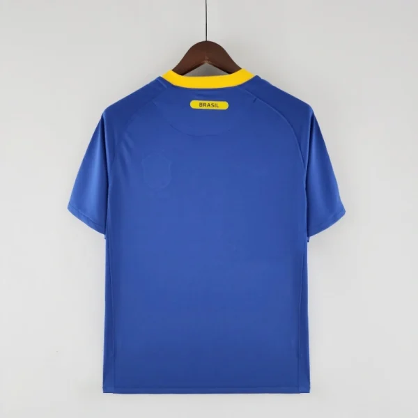 2010 Brazil Jersey retro kit - Image 4