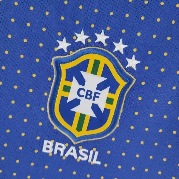 2010 Brazil Jersey retro kit - Image 5