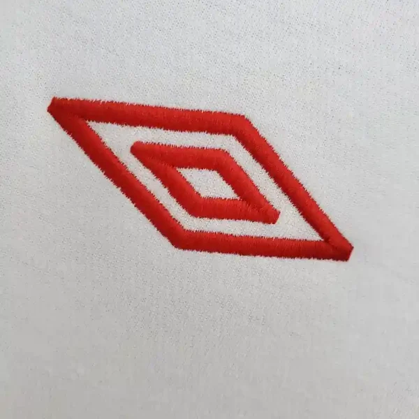 2010 England Jersey retro kit - Image 7