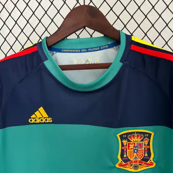 2010 Spain Goalkeeper Soccer retro kit - Image 4