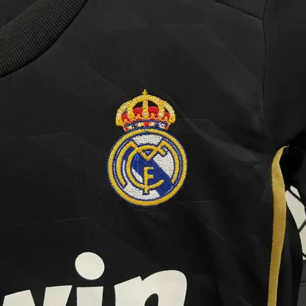 2011-2012 Kids Real Madrid Jersey retro kit - Image 3
