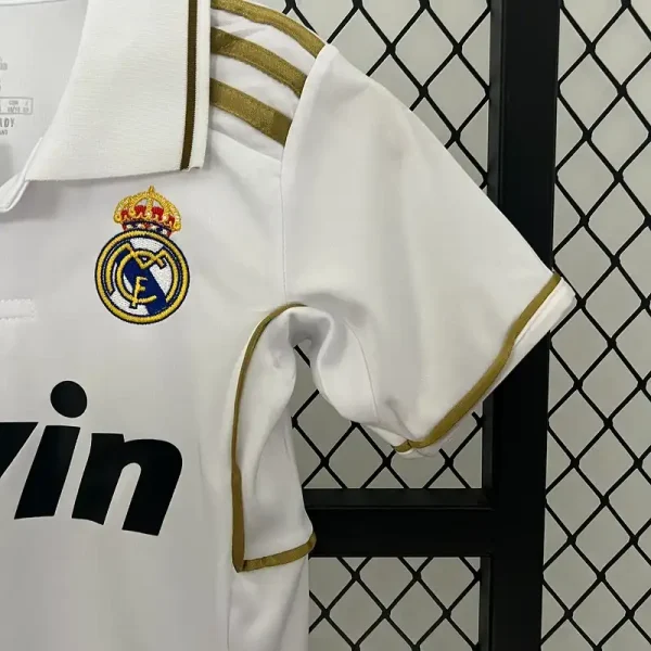 2011-2012 Kids Real Madrid Jersey retro kit - Image 5