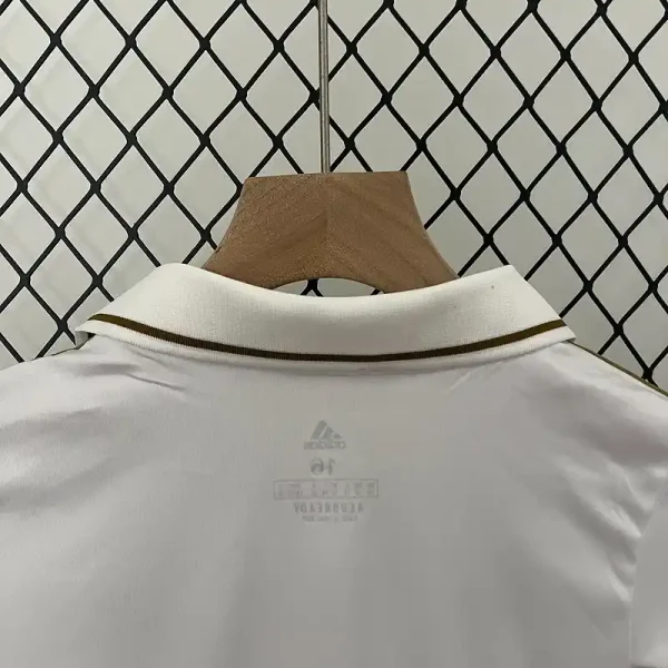 2011-2012 Kids Real Madrid Jersey retro kit - Image 7