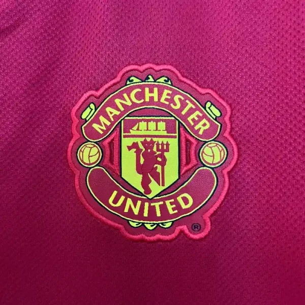 2011-2012 Manchester United Jersey retro kit - Image 3