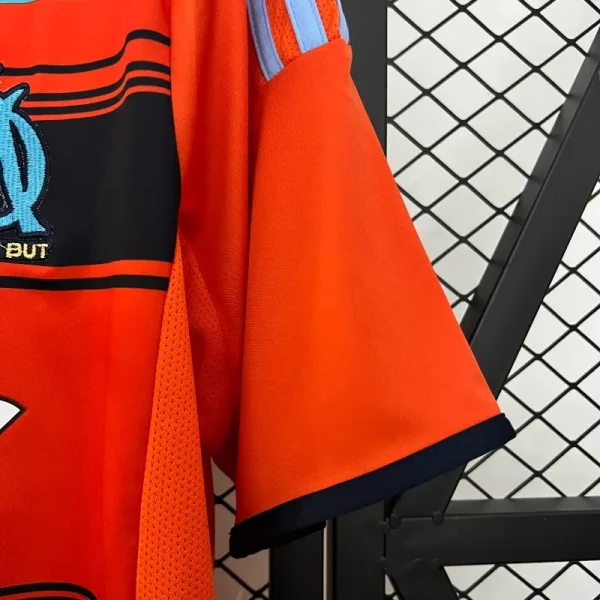 2011-2012 Marseille Second retro kit - Image 5