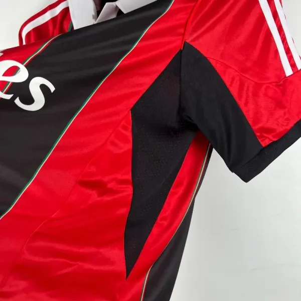 2012-2013 AC Milan Jersey retro kit - Image 6