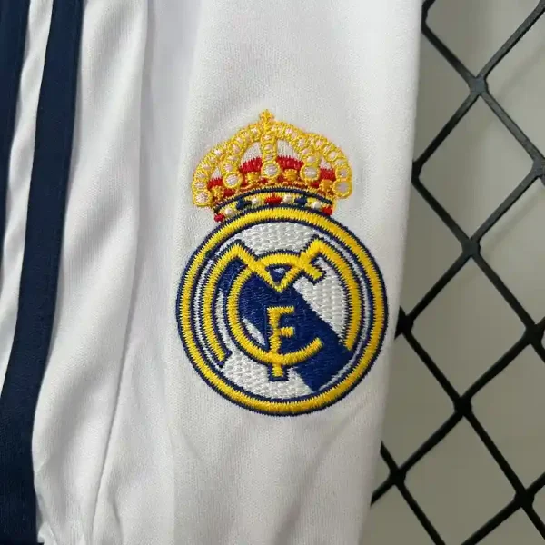 2012-2013 Kids Real Madrid Jersey retro kit - Image 6