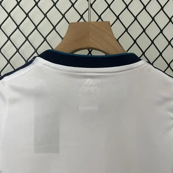 2012-2013 Kids Real Madrid Jersey retro kit - Image 7