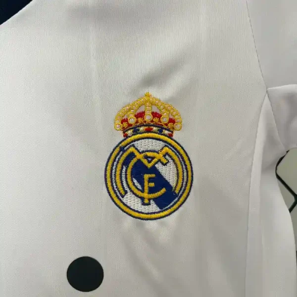2012-2013 Kids Real Madrid Jersey retro kit - Image 3