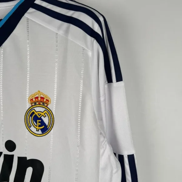 2012-2013 Long Sleeve Real Madrid Jeresy retro kit - Image 5