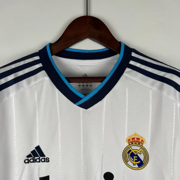 2012-2013 Long Sleeve Real Madrid Jeresy retro kit - Image 4