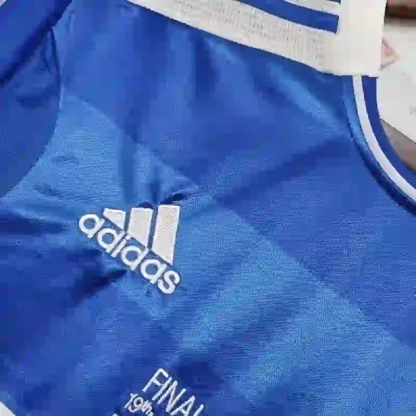 2012 Chelsea Version retro kit - Image 3