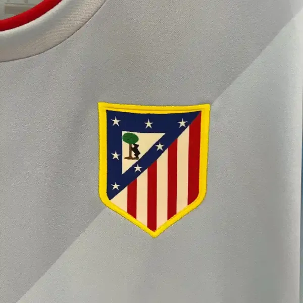 2013-2014 Atletico Madrid Jersey retro kit - Image 3