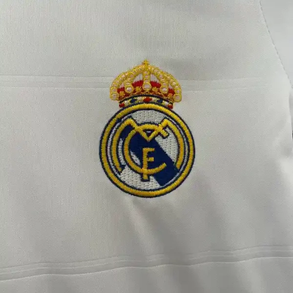 2013-2014 Kids Real Madrid Jersey retro kit - Image 3