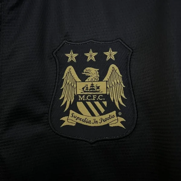 2013-2014 Manchester City Jersey retro kit - Image 3