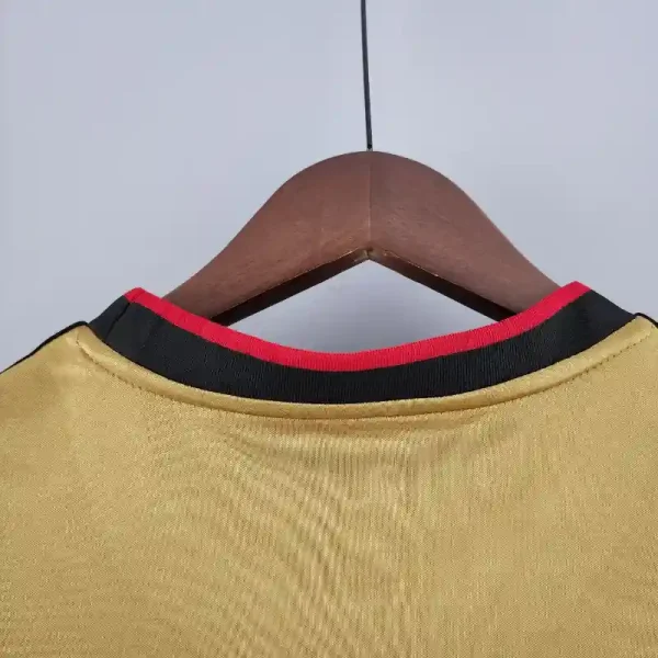 2013-2014 AC Milan Third retro kit - Image 10