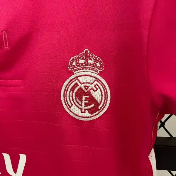 2014-2015 Kids Real Madrid Jersey retro kit - Image 3