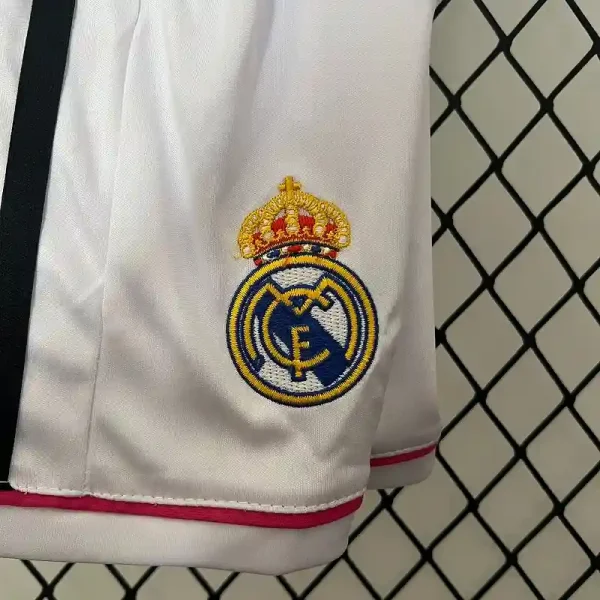 2014-2015 Kids Real Madrid Jersey retro kit - Image 6