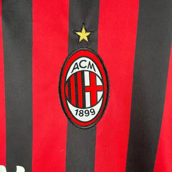 2016-2017 AC Milan Jersey retro kit - Image 3