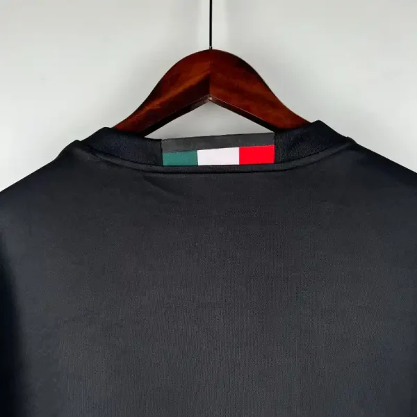 2016-2017 AC Milan Jersey retro kit - Image 7