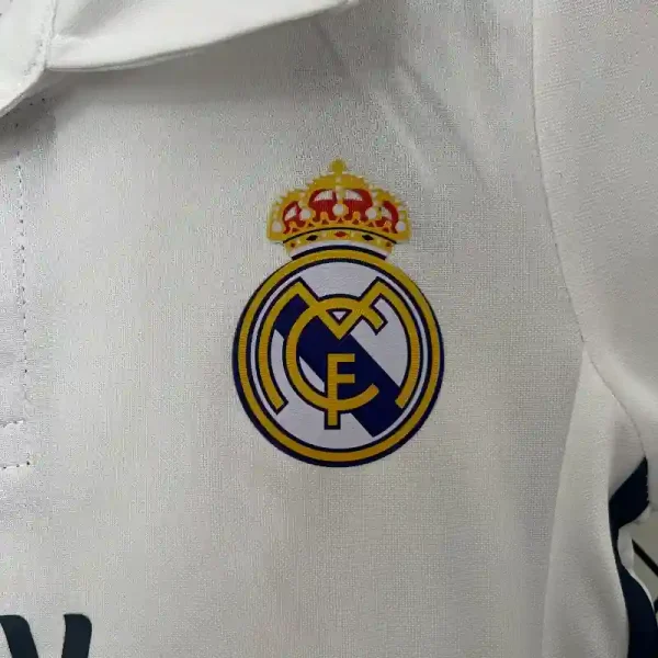 2016-2017 Kids Real Madrid Jersey retro kit - Image 3