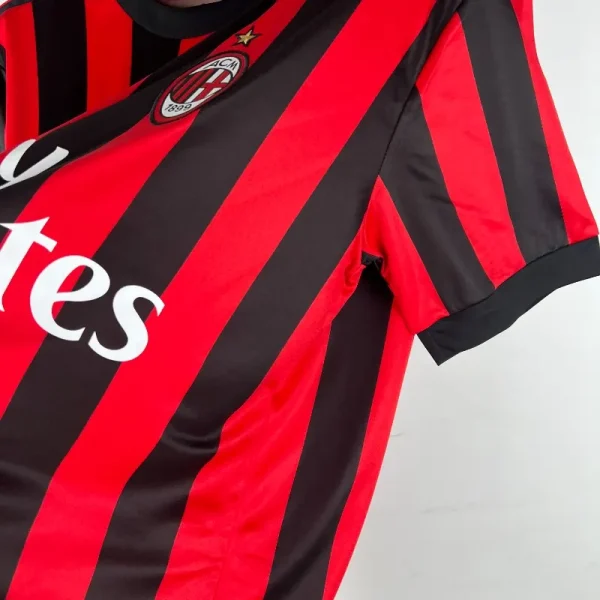 2017-2018 AC Milan Jersey retro kit - Image 6