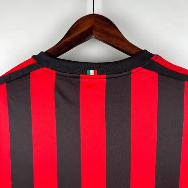 2017-2018 AC Milan Jersey retro kit - Image 7