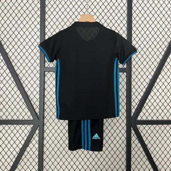 2017-2018 Kids Real Madrid Jersey retro kit - Image 8