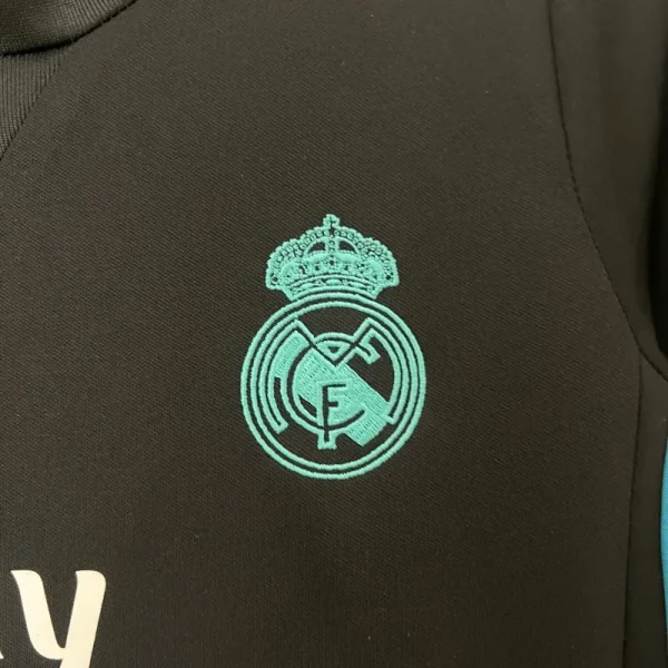 2017-2018 Kids Real Madrid Jersey retro kit - Image 3
