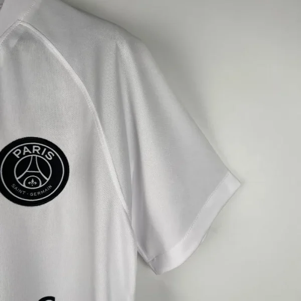 2018-2019 PSG White Soccer retro kit - Image 5