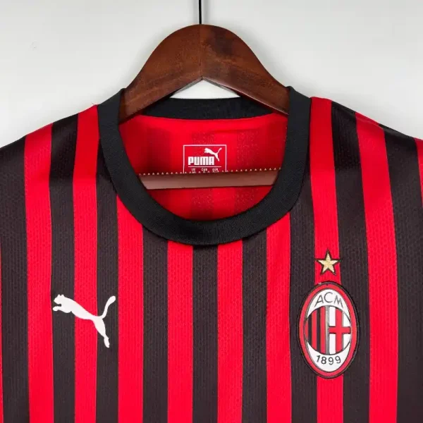 2019-2020 AC Milan Jersey retro kit - Image 4