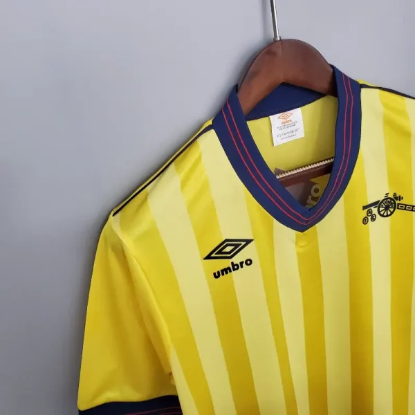 1983-1986 Arsenal Jersey retro kit - Image 7