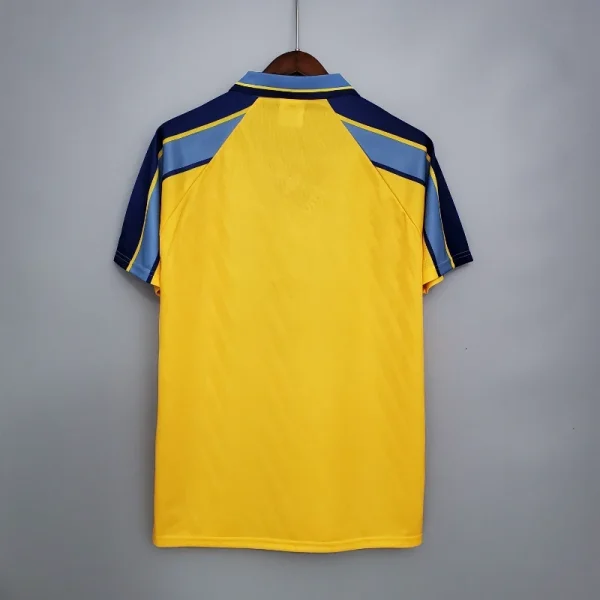 1995-1997 Chelsea Jersey retro kit - Image 6