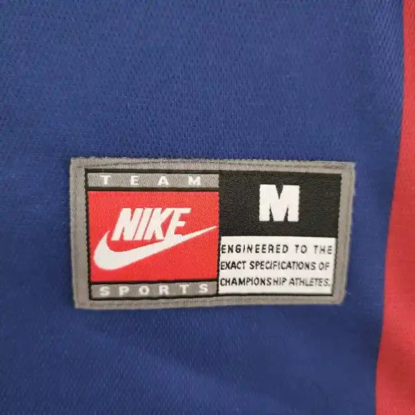 1998-1999 Barcelona Jersey retro kit - Image 6