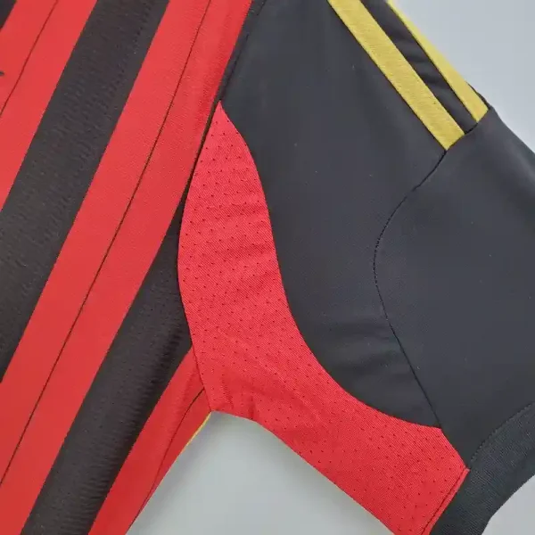 2013-2014 AC Milan Jersey retro kit - Image 7