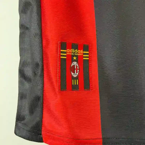 1998-1999 AC Milan Jersey retro kit - Image 6