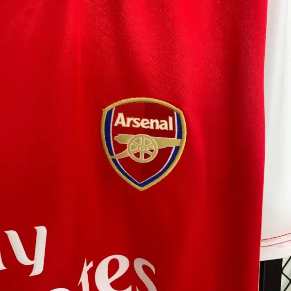 2006-2008 Arsenal Jersey retro kit - Image 3